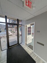 7501 N University St, Peoria, IL à louer Photo intérieure– Image 2 sur 2