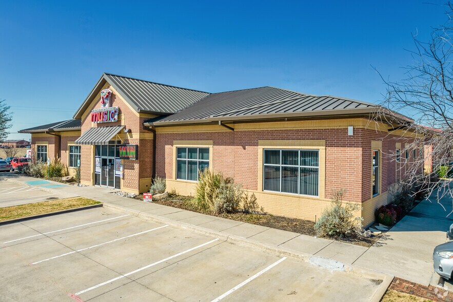 9255 Preston Rd, Frisco, TX à louer - Photo de l’immeuble – Image 1 sur 8