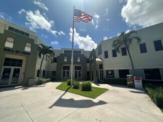 Plus de détails pour 1200 S Rogers Cir, Boca Raton, FL - Local d'activités à louer