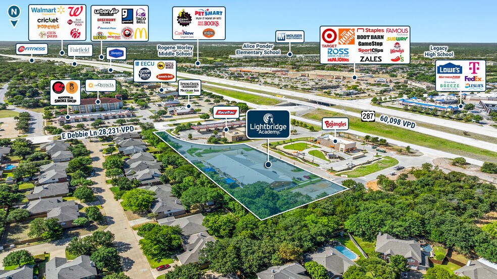 21 E Debbie Ln, Mansfield, TX à vendre - Photo de l’immeuble – Image 2 sur 5