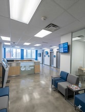 120 Eglinton Ave E, Toronto, ON à louer Photo intérieure– Image 1 sur 9