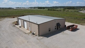 Plus de détails pour 6082 S Industrial Dr, Chelsea, OK - Industriel/Logistique à vendre