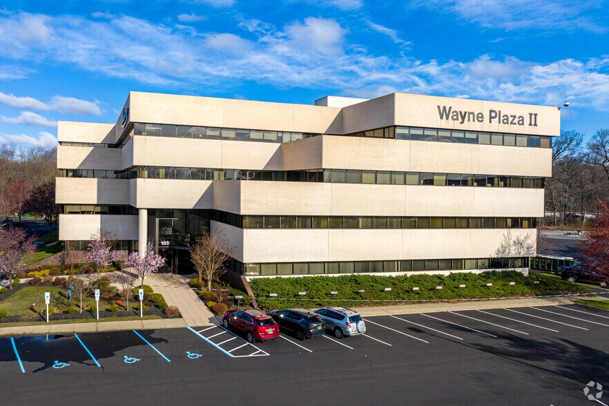 145 Rt 46, Wayne, NJ à louer - Photo principale – Image 2 sur 2