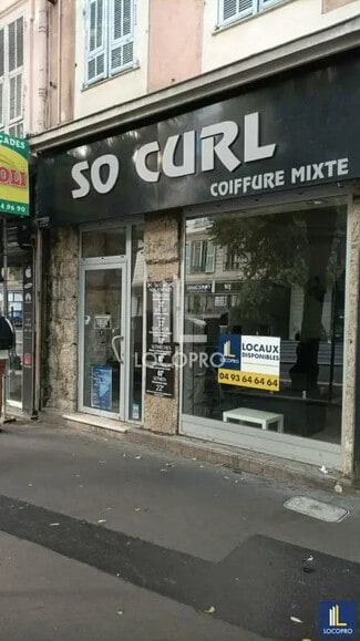 Plus de détails pour Local commercial à louer