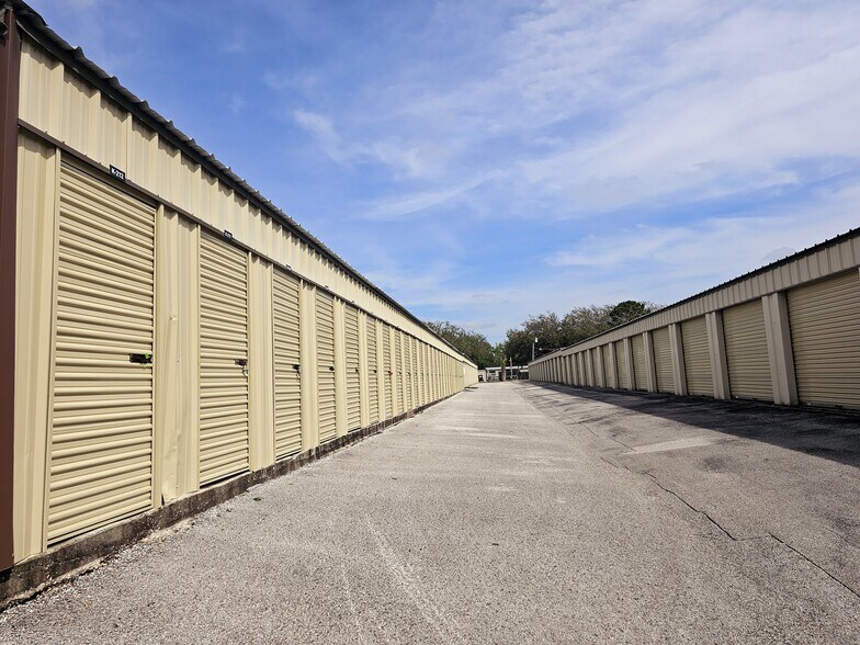 2281 Us Highway 441/27, Fruitland Park, FL à louer - Photo de l’immeuble – Image 3 sur 3