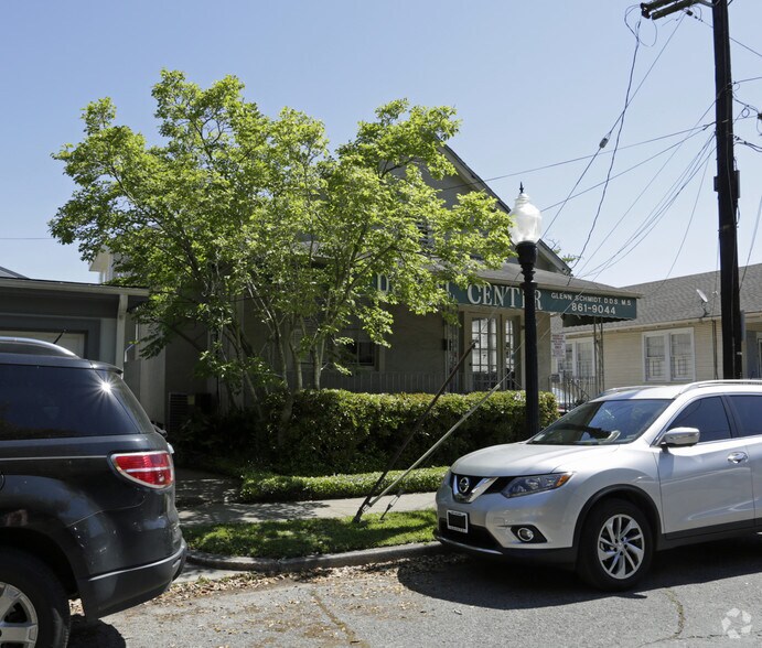 8025 Maple St, New Orleans, LA à vendre - Photo de l’immeuble – Image 1 sur 4