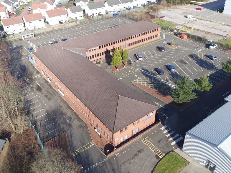 Old Govan Rd, Renfrew à louer - Photo de l’immeuble – Image 2 sur 4