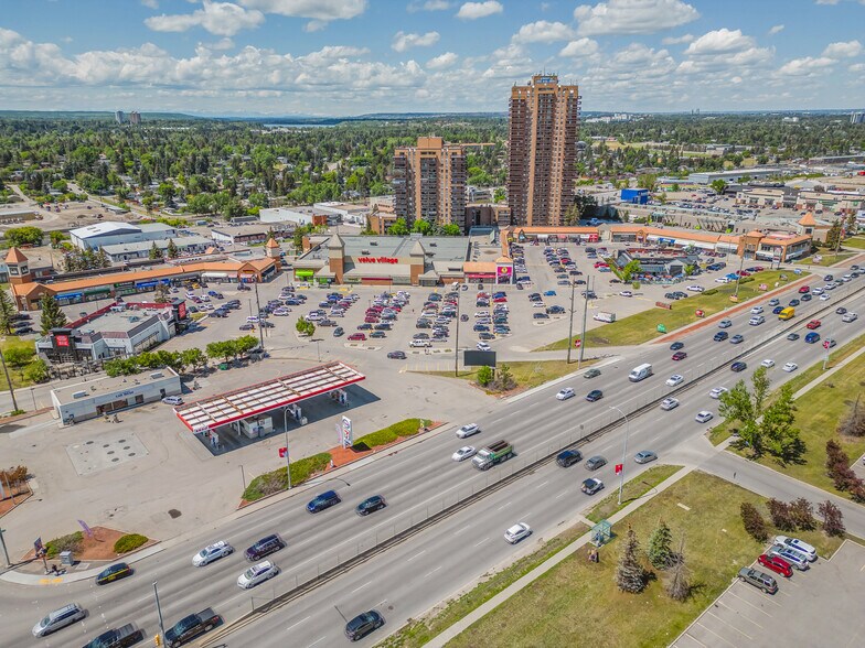 9737 Macleod Trl S, Calgary, AB à louer - Aérien – Image 1 sur 10