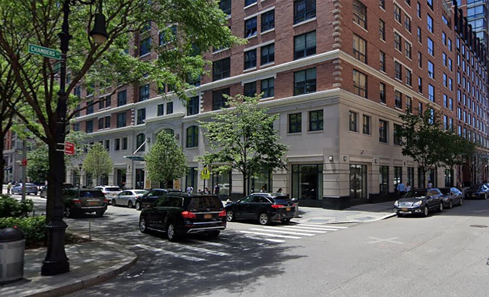 455 North End Ave, New York, NY à louer - Photo de l’immeuble – Image 2 sur 2