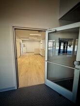 12 Michigan Dr, Natick, MA à louer Photo intérieure– Image 1 sur 4