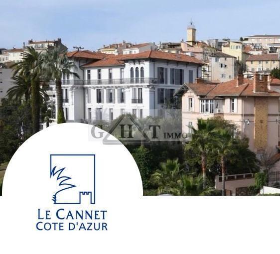 Plus de détails pour Local commercial à vendre