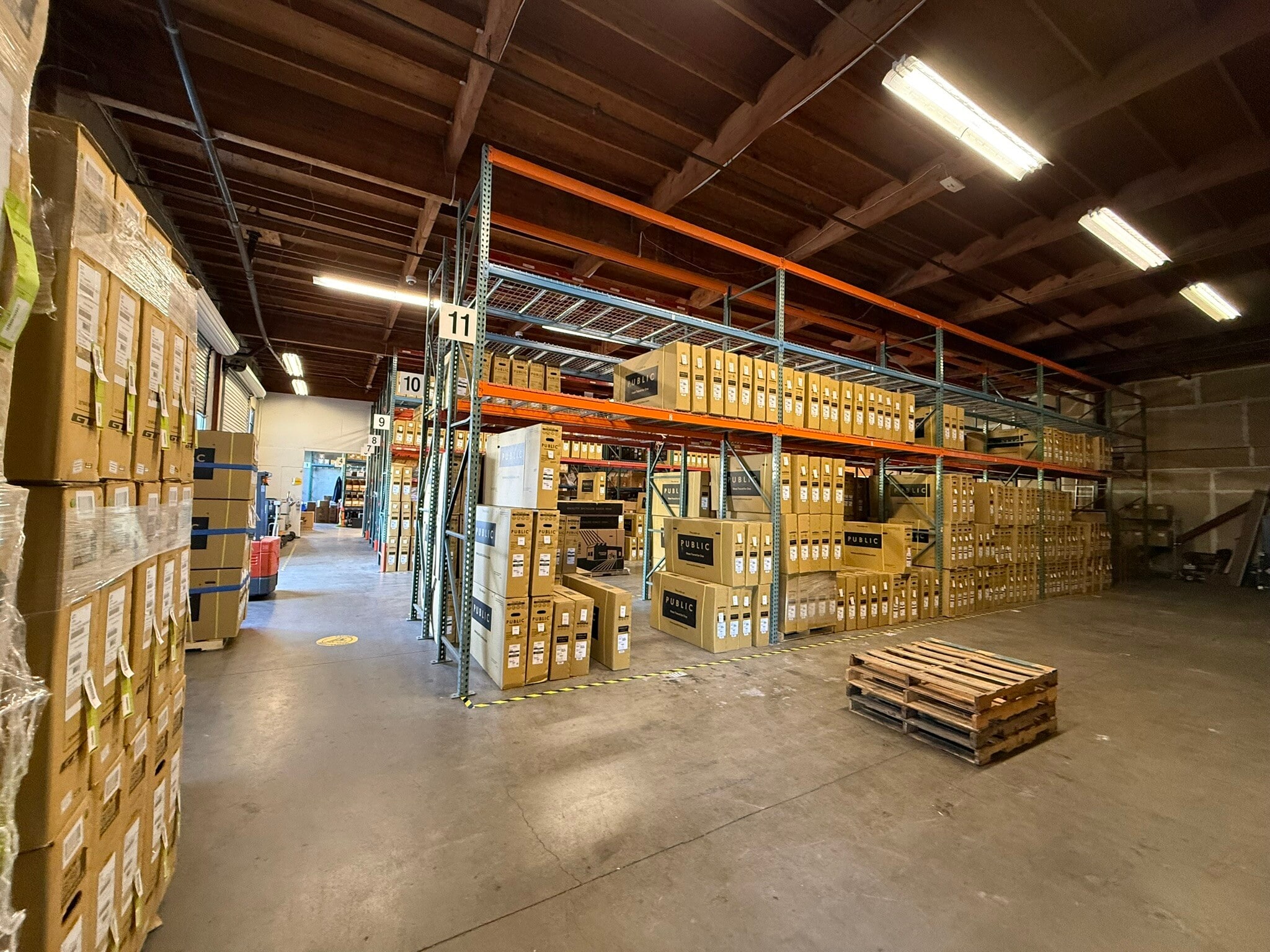 75 Digital Dr, Novato, CA à louer Photo intérieure– Image 1 sur 4