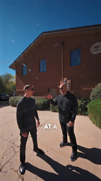 2103 Uintah St, Colorado Springs, CO à vendre - Vidéo sur l’annonce professionnelle – Image 2 sur 43