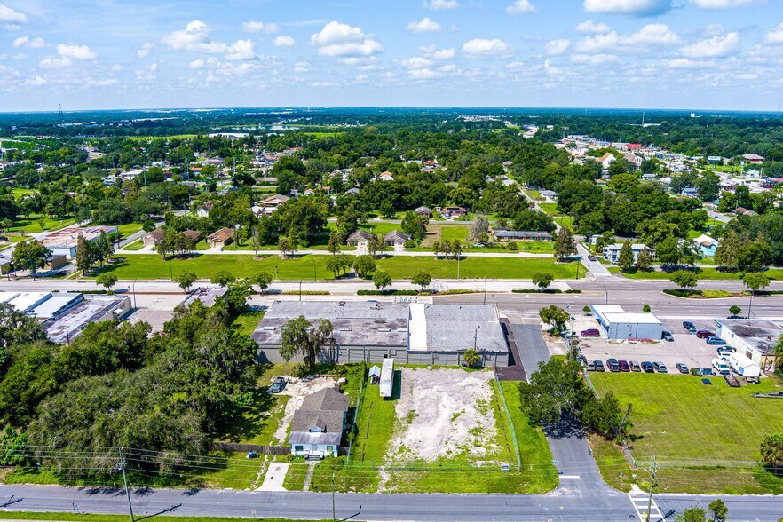 841 N Florida Ave, Lakeland, FL à louer - Photo de l’immeuble – Image 3 sur 19