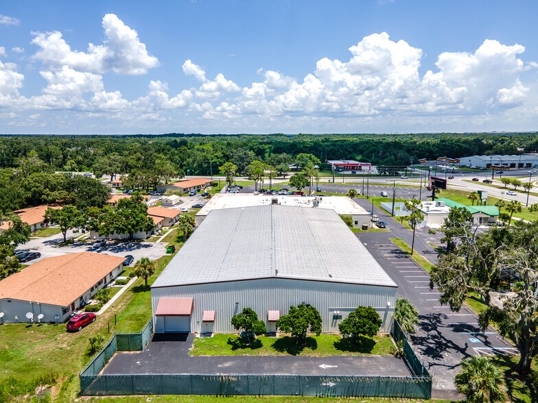 1160 E Van Fleet Dr, Bartow, FL à louer - Photo de l’immeuble – Image 3 sur 24