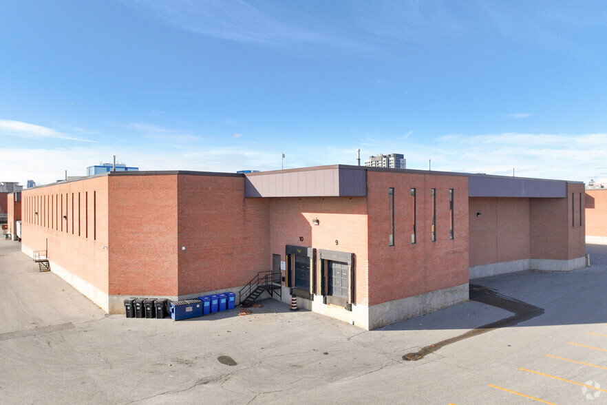 802 Cochrane Dr, Markham, ON à louer - Photo principale – Image 1 sur 3