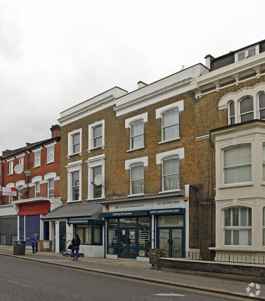 32-34 Churchfield Rd, Londres à louer - Photo de l’immeuble – Image 2 sur 2