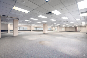 1000 Stewart Ave, Glen Burnie, MD à louer Photo intérieure– Image 1 sur 3