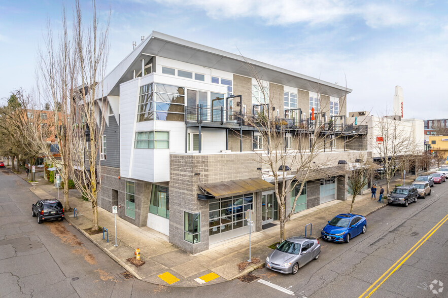 4011-4023 NE Hancock St, Portland, OR à louer - Photo principale – Image 1 sur 5