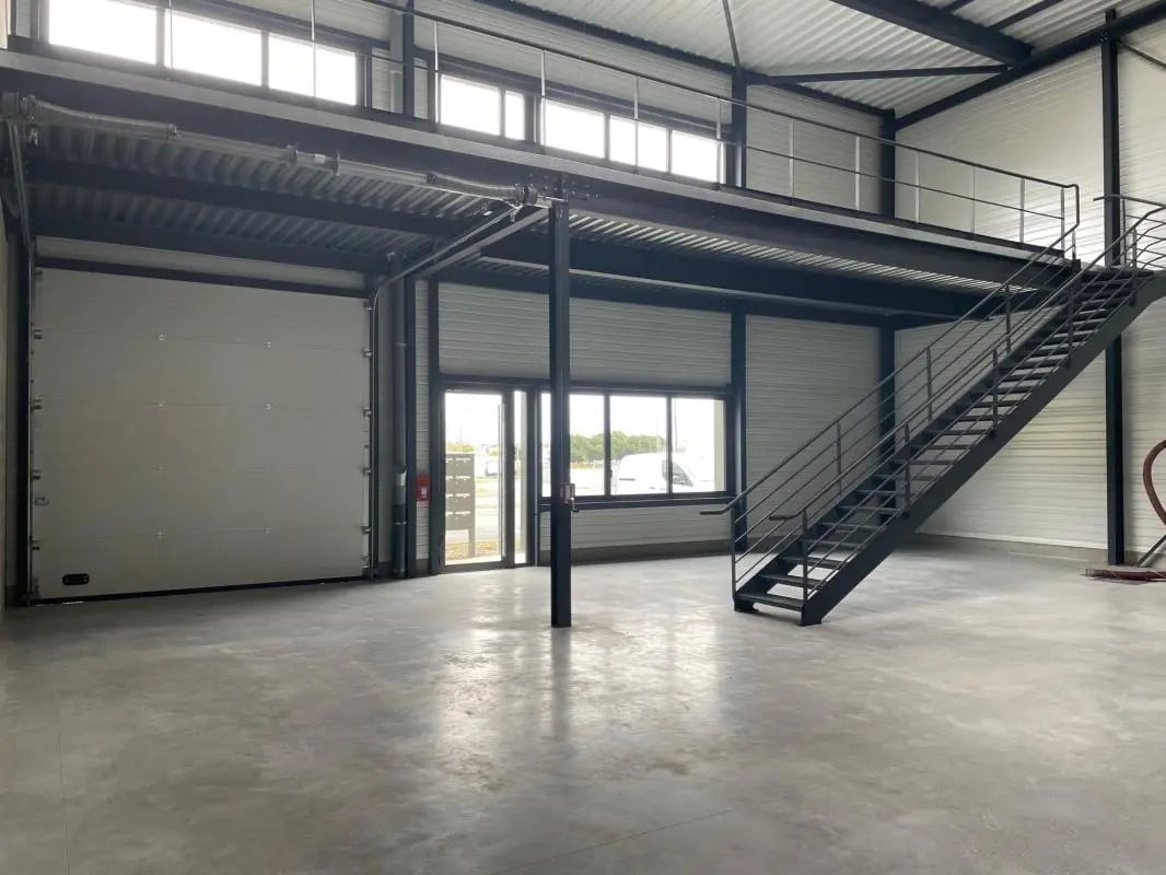 Rue Du Palatinat, Poissy à louer Photo de l’immeuble– Image 1 sur 6