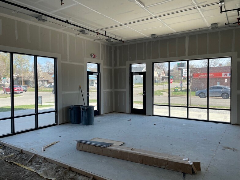 335 N 23rd St, Lincoln, NE à louer - Photo intérieure – Image 2 sur 9