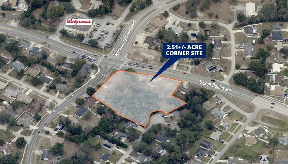 1689 N Normandy Blvd, Deltona, FL à louer - Photo principale – Image 1 sur 4