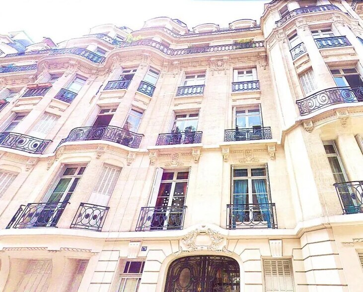 Bureau dans Paris à louer - Photo de l’immeuble – Image 1 sur 11