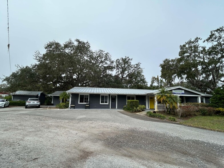 17110 Gunn Hwy, Odessa, FL à louer - Photo de l’immeuble – Image 1 sur 11