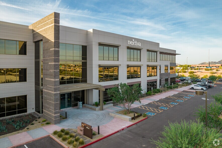 9451 E Via De Ventura, Scottsdale, AZ à louer - Photo de l’immeuble – Image 3 sur 5