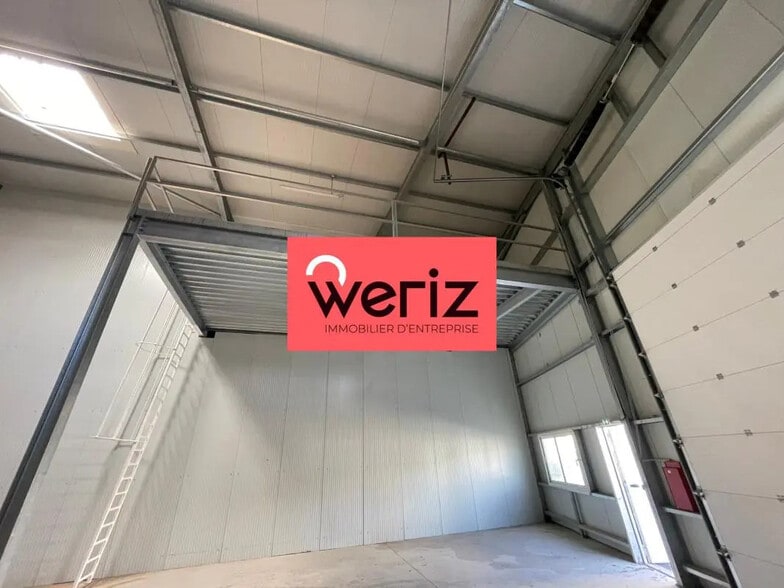 Local d’activités dans Gémenos à louer - Photo intérieure – Image 3 sur 6