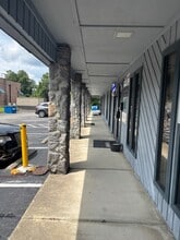 411 Western Blvd, Jacksonville, NC à louer Photo intérieure– Image 1 sur 10