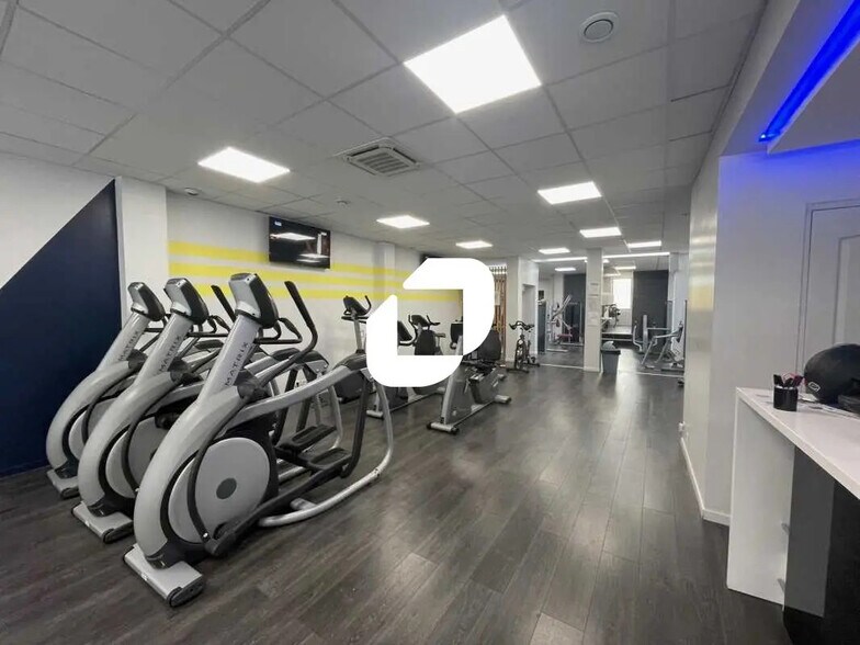 4 Rue Alfred De Musset, Malakoff à louer - Photo de l’immeuble – Image 1 sur 11