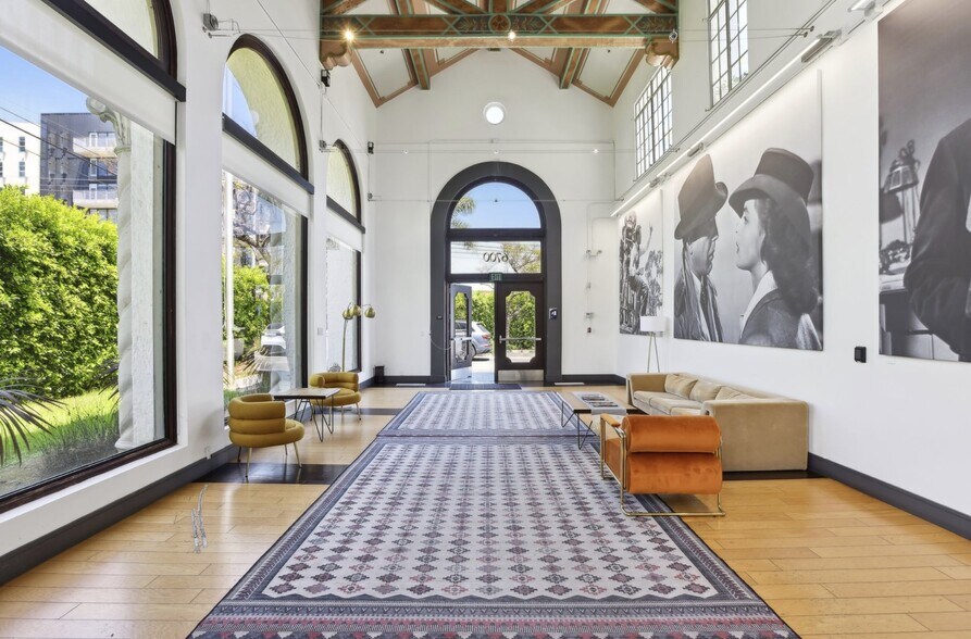 6700 Santa Monica Blvd, Los Angeles, CA à louer - Photo intérieure – Image 3 sur 11