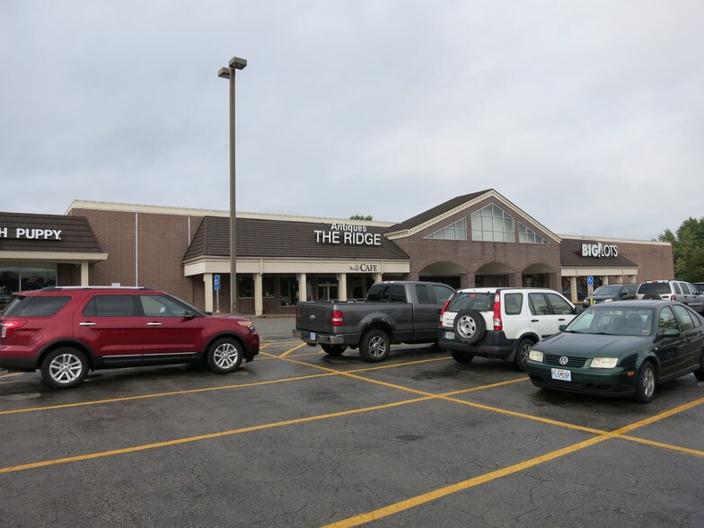 7408-7458 Nieman Rd, Shawnee, KS à louer - Photo de l’immeuble – Image 3 sur 4