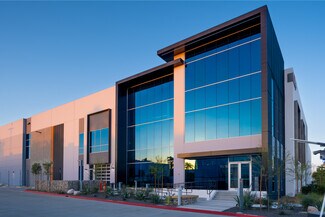 Plus de détails pour 5235 E Hunter Ave, Anaheim, CA - Industriel/Logistique à louer