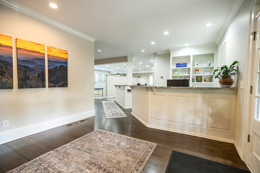 5920 Odell St, Cumming, GA à vendre - Photo de l’immeuble – Image 3 sur 10