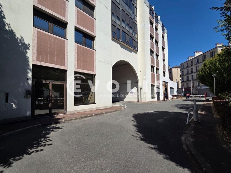 42-48 Rue Denis Papin, Ivry-sur-Seine à louer - Photo de l’immeuble – Image 1 sur 36