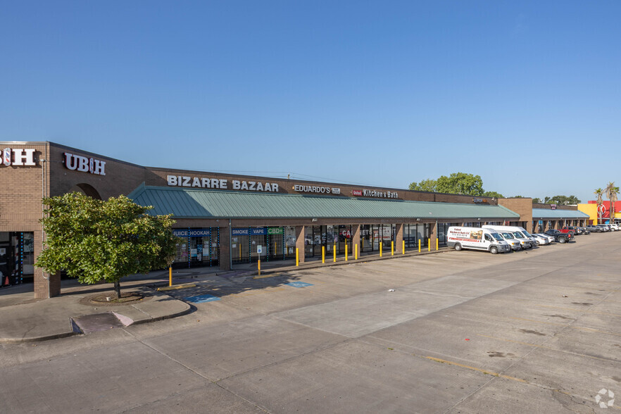 12344 Gulf Fwy, Houston, TX à louer - Photo de l’immeuble – Image 3 sur 4