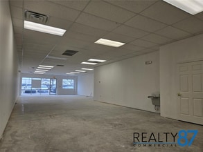 600 Blairs Ferry Rd NE, Cedar Rapids, IA à louer Photo de l’immeuble– Image 2 sur 7