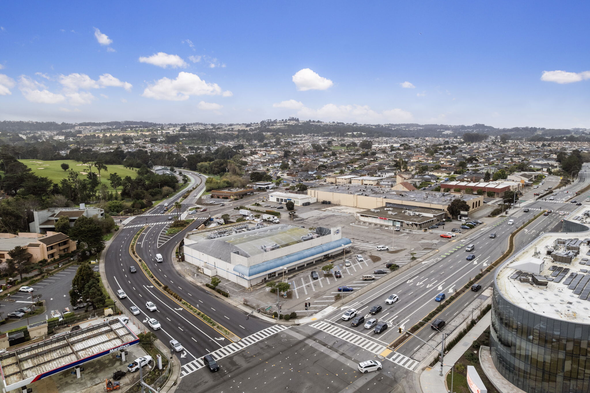 1015-1057 El Camino Real portefeuille de 3 biens à vendre sur LoopNet.fr Photo principale– Image 1 sur 8