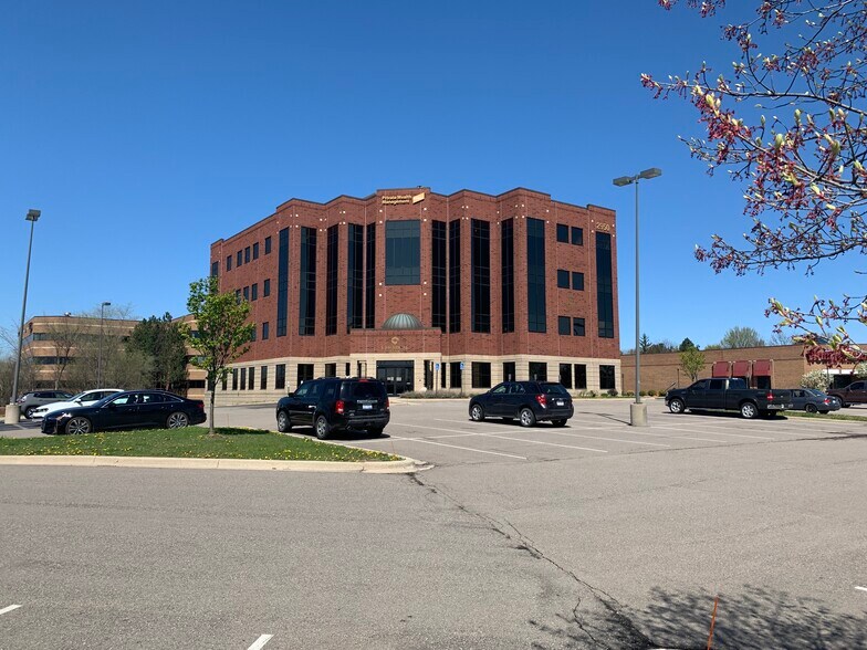 2950 S State St, Ann Arbor, MI à louer - Photo de l’immeuble – Image 1 sur 2