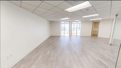 1990 S Bundy Dr, Los Angeles, CA à louer Numérisation 3D Matterport– Image 1 sur 12