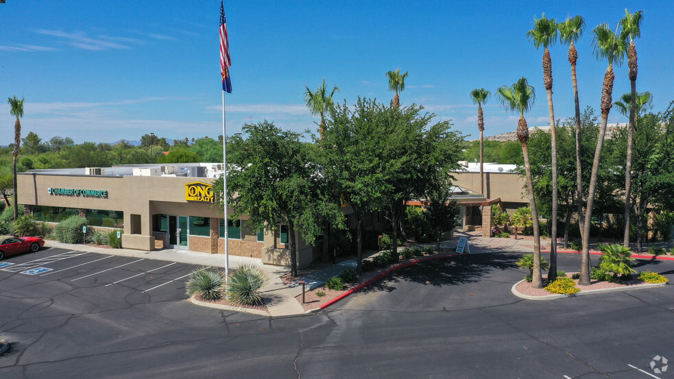 275 W Continental Rd, Green Valley, AZ à louer - Photo de l’immeuble – Image 3 sur 3