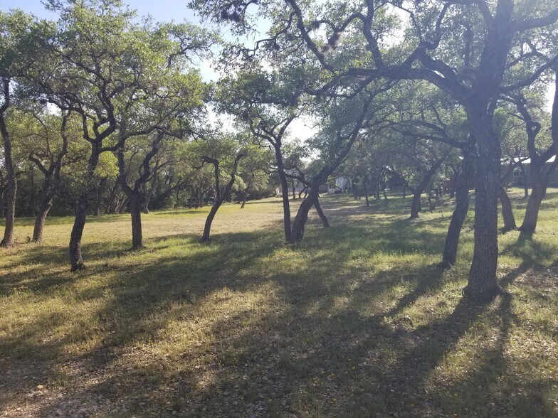 Park Rd. 37 and FM 1283, Lakehills, TX à vendre - Photo de l’immeuble – Image 3 sur 17