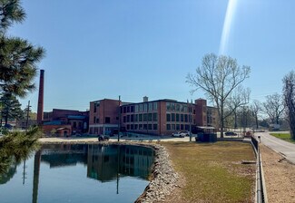 Plus de détails pour 200 Barrett St, Monroe, GA - Bureau à louer