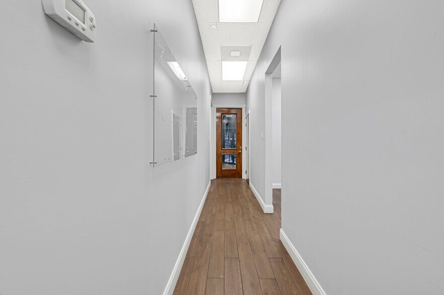 12649-12655 Memorial Dr, Houston, TX à louer - Photo intérieure – Image 2 sur 11