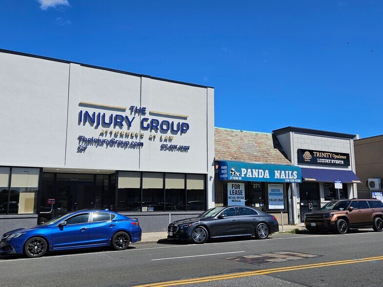 271-273 Fulton Ave, Hempstead, NY à louer - Photo de l’immeuble – Image 1 sur 26