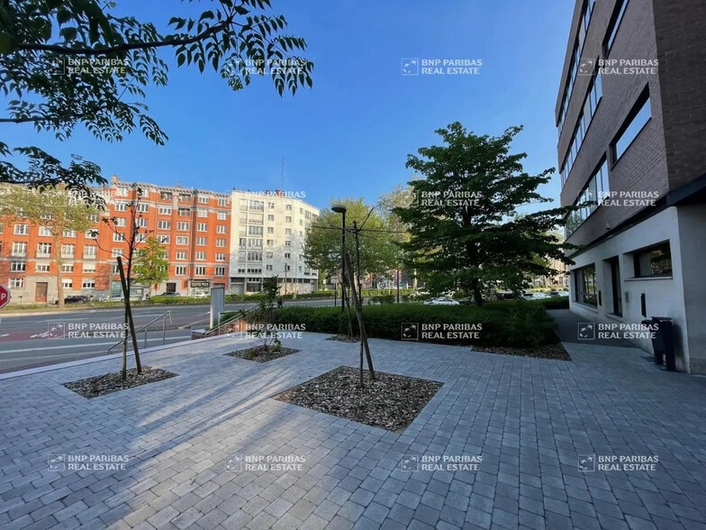 839 Avenue De La République, Marcq-en-Baroeul à louer - Photo de l’immeuble – Image 2 sur 4