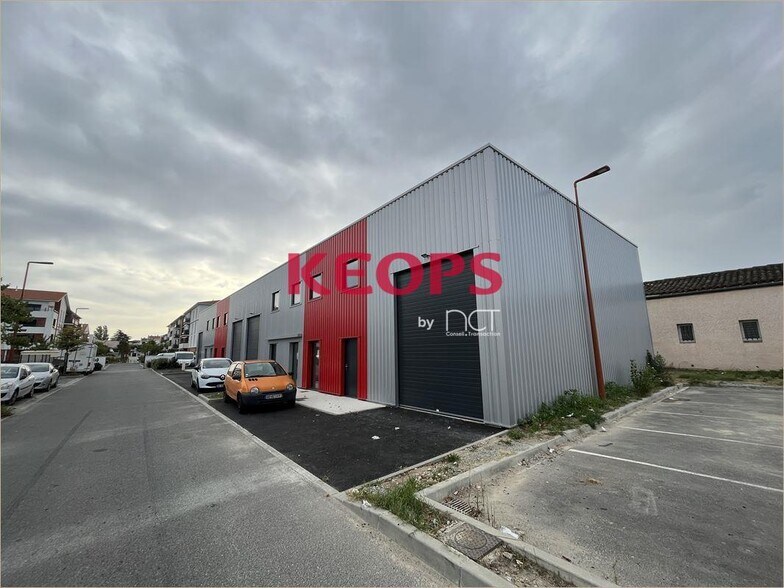 Local d’activités dans Toulouse à louer - Photo de l’immeuble – Image 1 sur 7