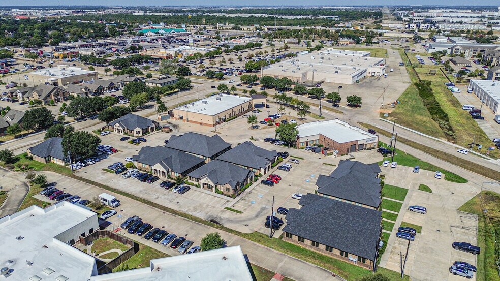 21733 Provincial Blvd, Katy, TX à vendre - Photo principale – Image 1 sur 1